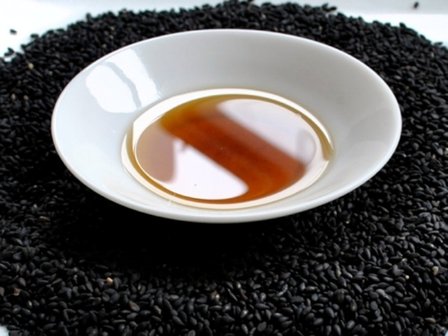 Zwart zaad honing- Nigella sativa - zwarte komijn - &ccedil;&ouml;rek otu yağı - black seed